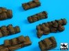 Black Dog T35142 Tentage+bedrols N 1/35